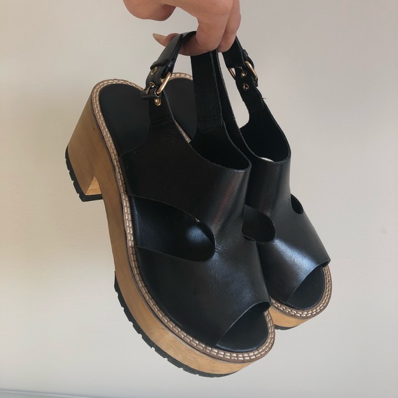 Urban Outfitters Wooden Platform Sandals - Picture 1 of 4